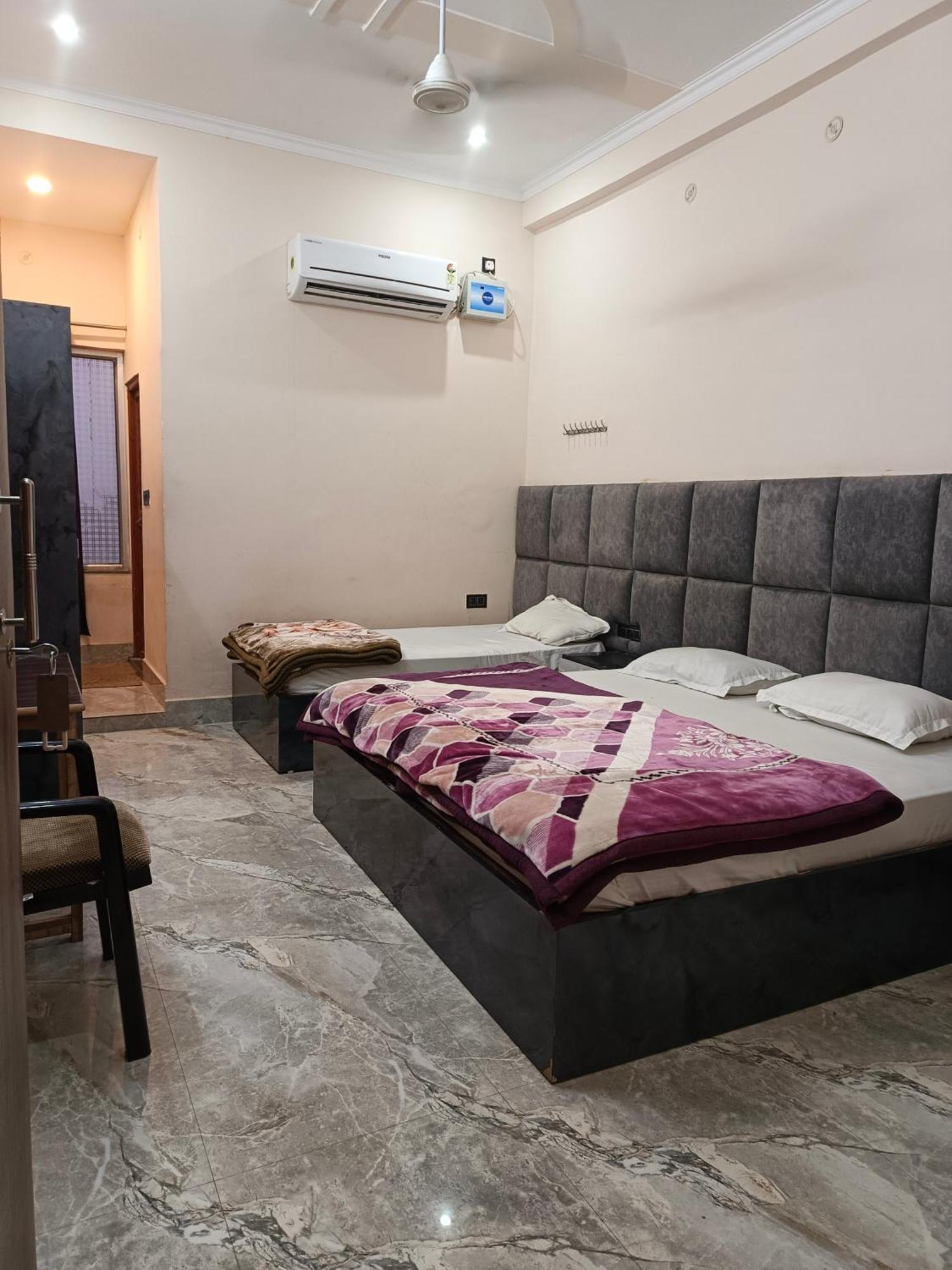 Surya Palace Ayodhya Eksteriør bilde